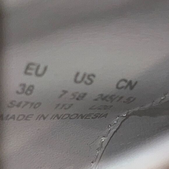 Stuart Weitzman Goldie Embellished Sneaker Size 7.5 - Picture 13 of 15